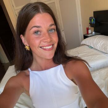 Babysitter Sydney: Rachel