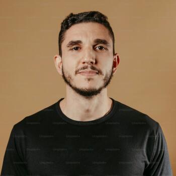 Nanny in Ēfērso: Wewegw