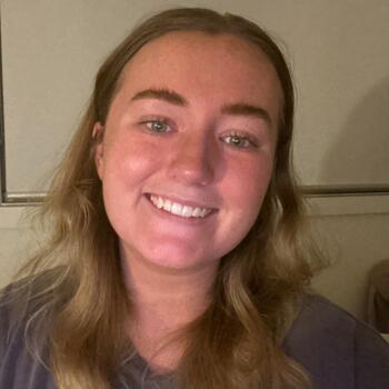 Babysitter in Wollongong: Ella