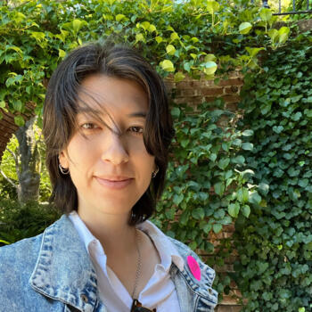 Babysitter in Los Angeles: Leila