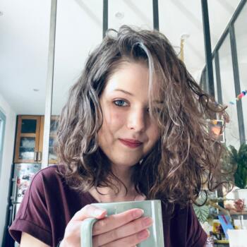 Babysitter in Montreuil: Eléanor