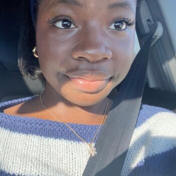 Baby-sitter in Grand Sudbury: Jennie