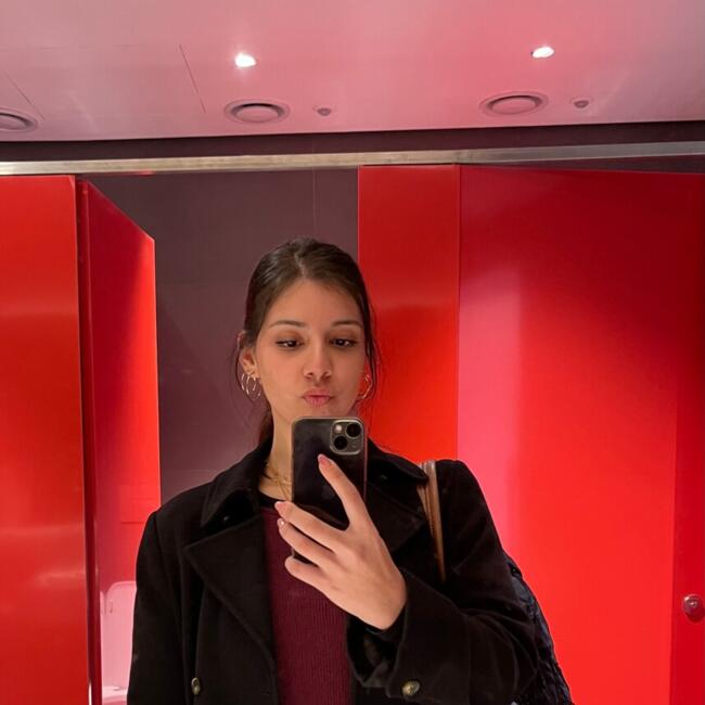 Babysitter in Rome: Irene