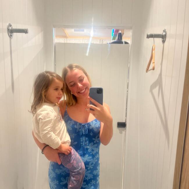 Babysitter in Perth: Rose