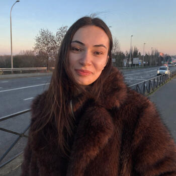 Baby-sitter La Bouilladisse: Eva