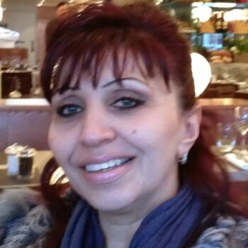 Babysitter in Pleven: Maya