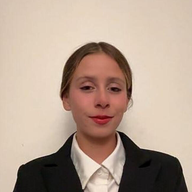 Babysitter in Archamps: Romane