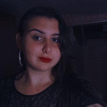 Babysitter in Jardinópolis: Giovanna