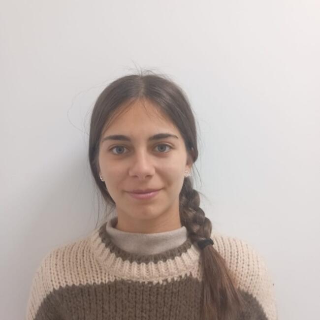 Babysitter in El Vendrell: Lucía