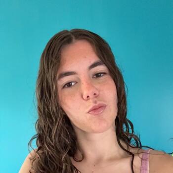 Babysitter in Sury-le-Comtal: Noellie