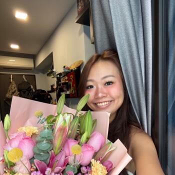 Babysitter in Singapore: Jalene