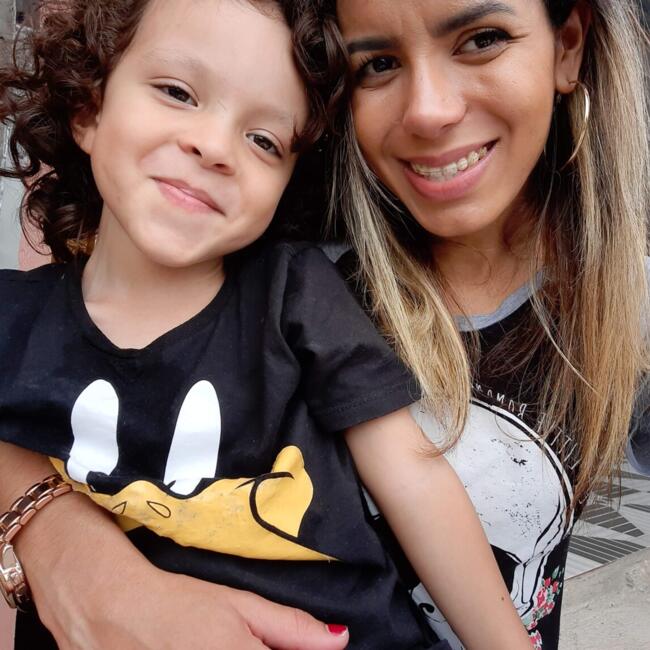 Emprego de babá em São Paulo: Thais