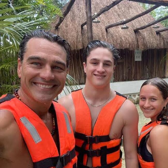 Babysitting job in San Isidro de El General: TeeJay