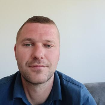 Babysitting job in Tilburg: babysitting job Jakub