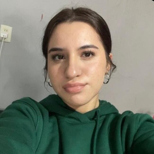 Babysitter in Uruapan: Jennifer