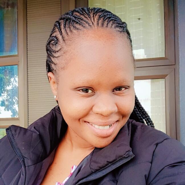 Babysitter in Durban: Snenhlanhla
