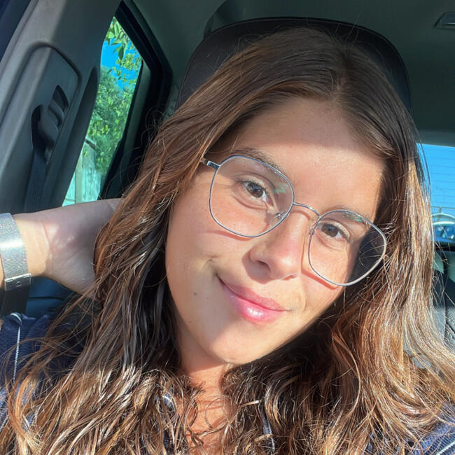 Babysitter in Belas: Mariana