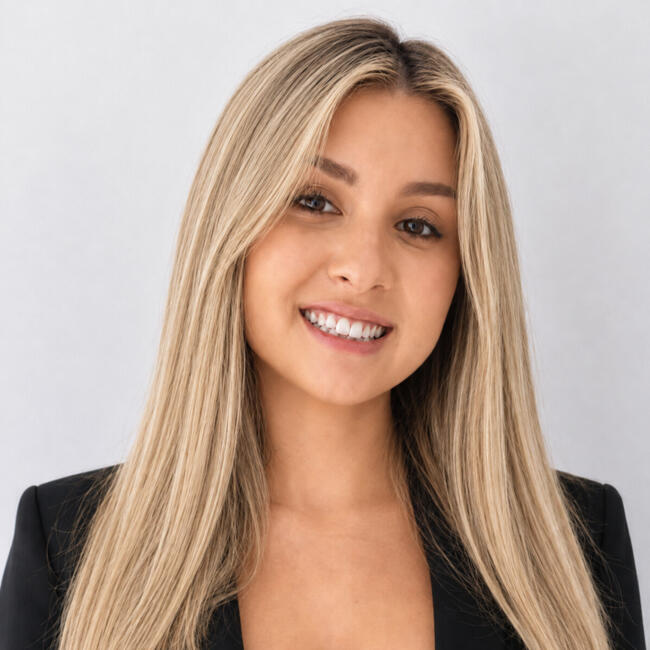 Babysitter in Nicosia: Ariana Maria