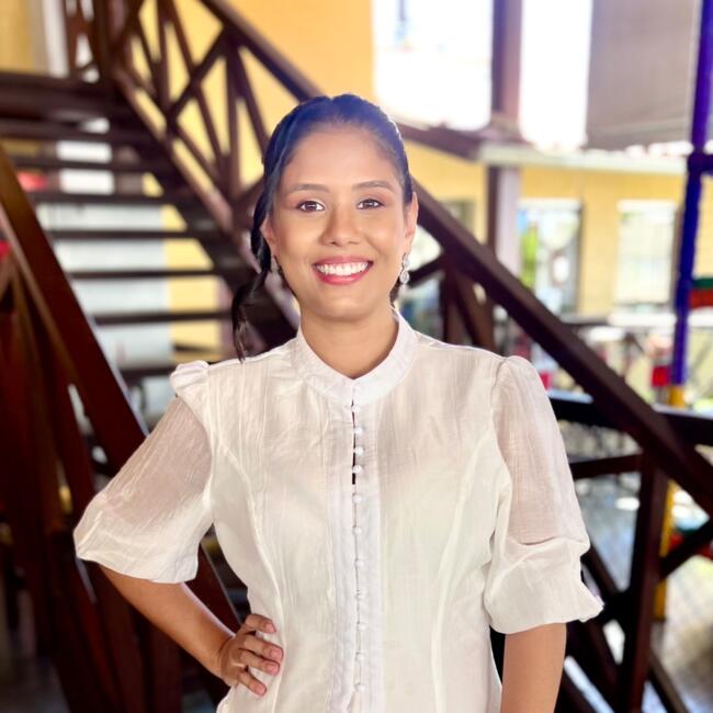 Emprego de babá em Fortaleza: Cinthia