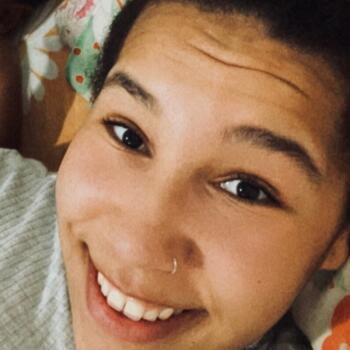 Babysitter in Petrópolis: Evilyn