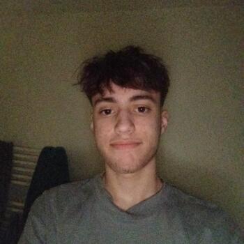 Babysitter in Surgères: Enzo