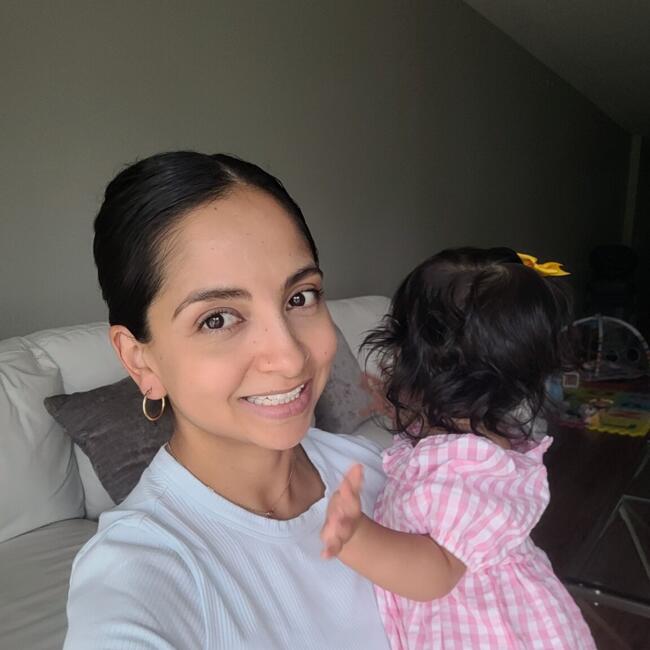 Babysitter in West Harrison: Brenda