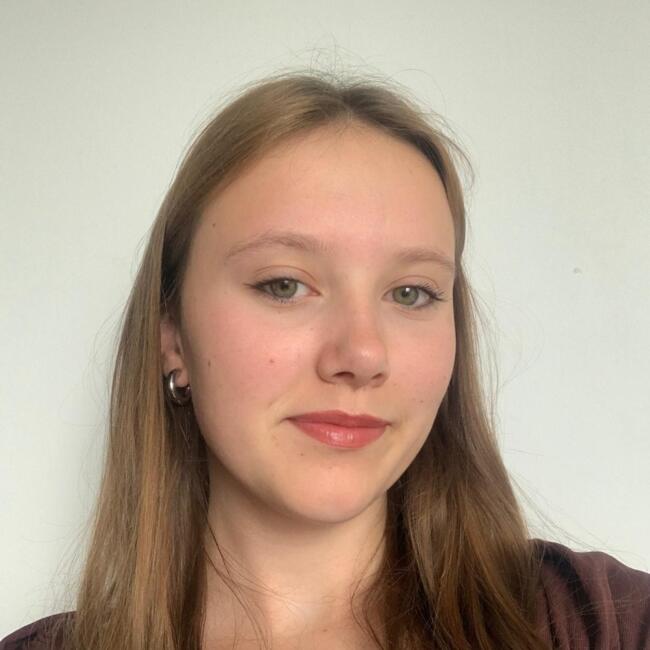 Babysitter in Ghent: Arya