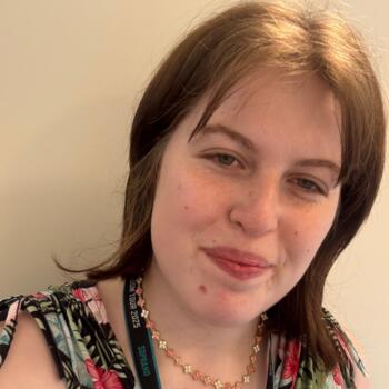 Babysitter in Champs-sur-Marne: Eloise