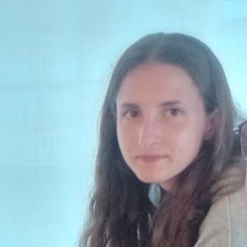 Babysitter in Chemillé-Melay: Adeline