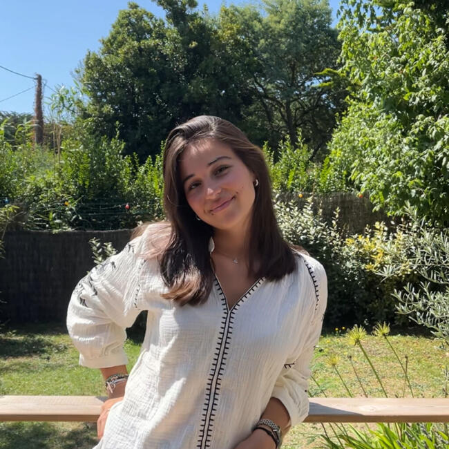 Babysitter in Bagneux: Margaux