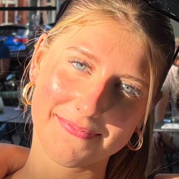 Babysitter in Ottignies-Louvain-la-Neuve: Eloïse