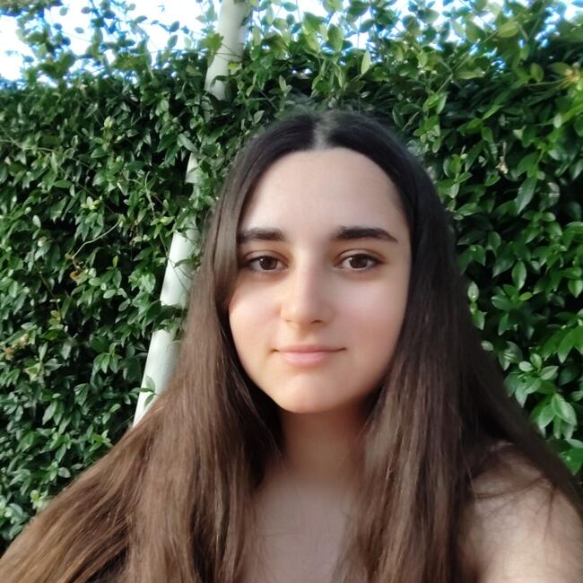 Babysitter em Loures: Rebecca