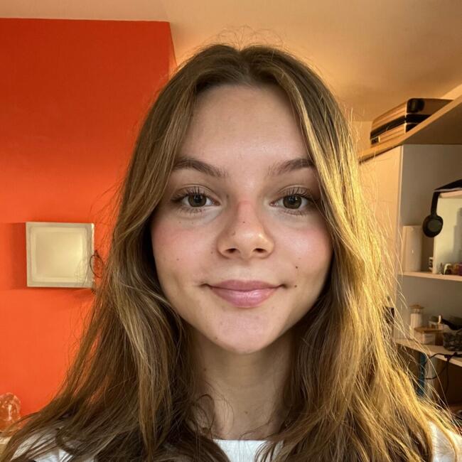 Babysitter in Montpellier: Charlotte