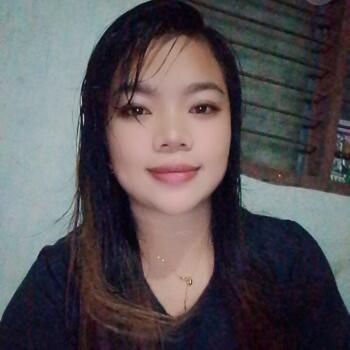 Babysitting job in Las Piñas: babysitting job Reyceline joy