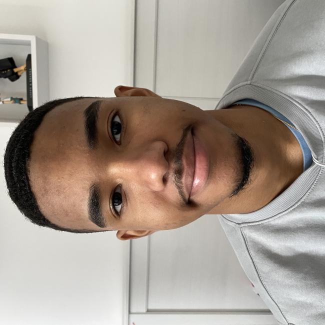 Niñera en Forest: Alexandre