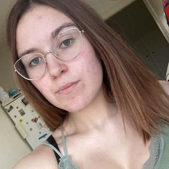 Babysitter in Romont FR: Sara
