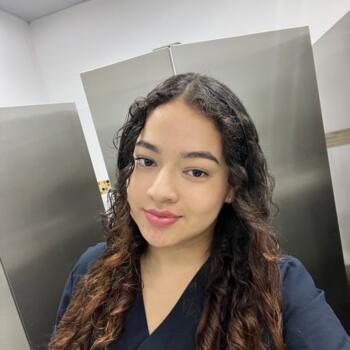 Babysitter in Armenia: Maira alejandra González