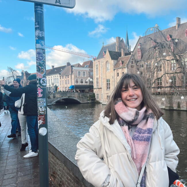 Canguro en Tres Cantos: Caridad