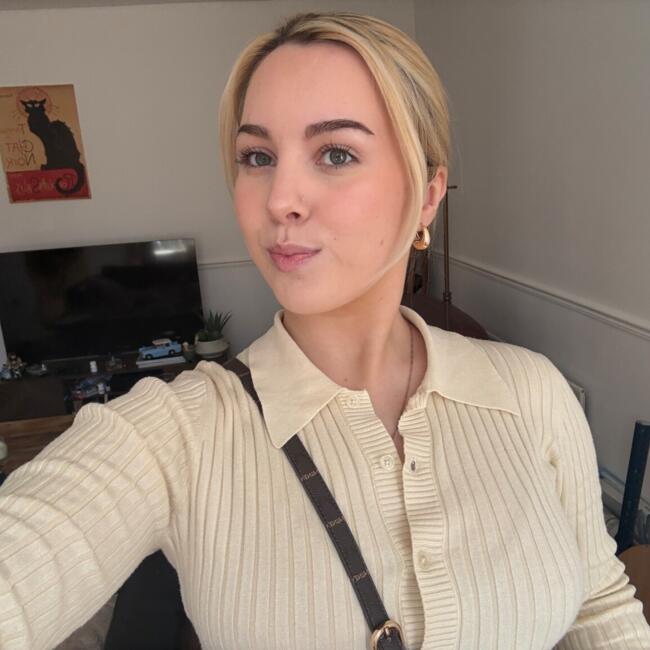 Babysitter in Newcastle upon Tyne: Ruby