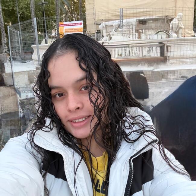 Niñera en Sevilla: Emy