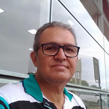 Babysitting job in Londrina: babysitting job Guto