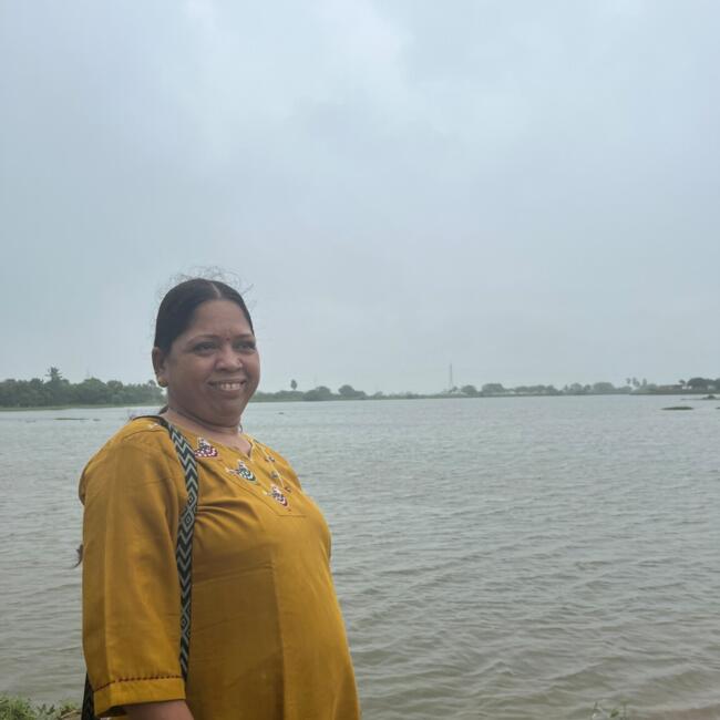 Babysitter in Surat: Meena
