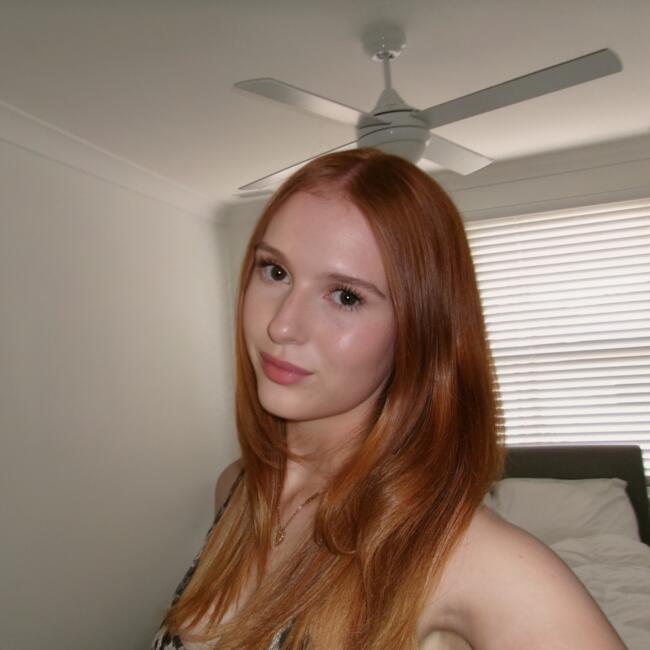 Babysitter in Newcastle: Leshae