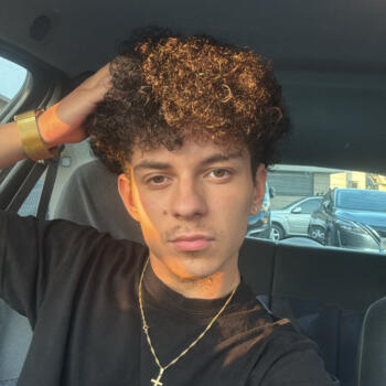 Babysitter in Paris: Alexis