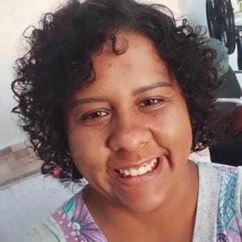 Babysitter Sete Lagoas: Bruna