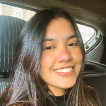 Babá Gravataí: Nathália