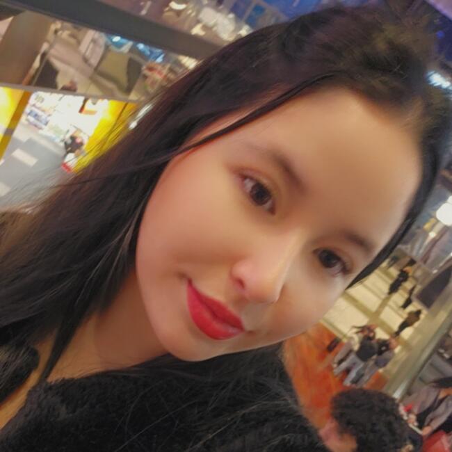 Babysitter in Lille: Lisa