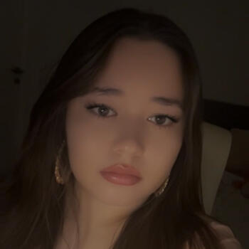 Babysitter in Asnières-sur-Seine: Emma