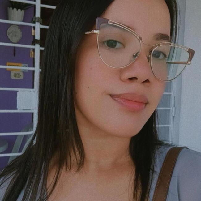 Babysitter in Abreu e Lima: Juliana