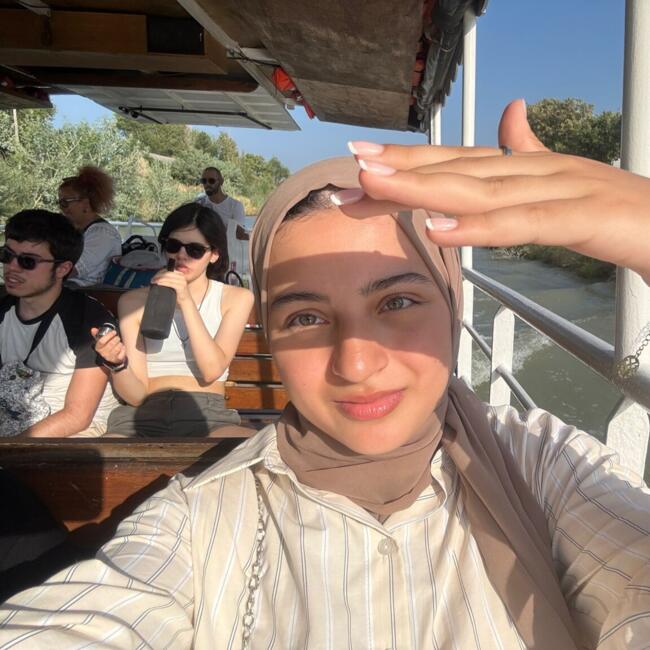 Babysitter in Carcassonne: Chaymae